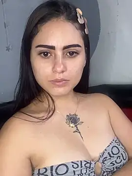 Azuna25 online show from June 11, 2026, 12:32 am