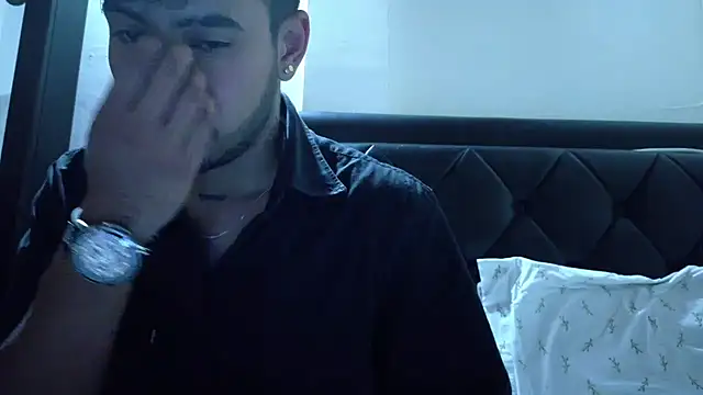 tom thick online show from October 12, 2025, 6:12 am