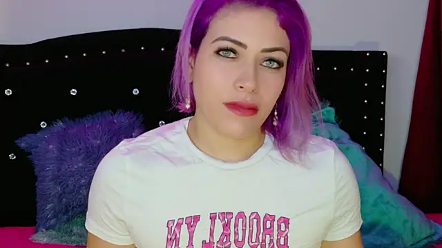 Snapshot of Natalia_Montoya chatting on May 4, 2026, 12:39 am Natalia Montoya online show from May 4, 2026, 12:39 am