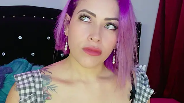 Snapshot of Natalia_Montoya chatting on May 5, 2026, 11:46 pm Natalia Montoya online show from May 5, 2026, 11:46 pm