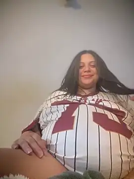 megan-wells online show from April 10, 2026, 5:01 am