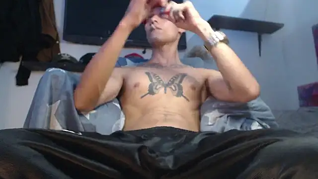 Snapshot of bix_couples chatting on March 11, 2026, 9:54 pm bix couples online show from March 11, 2026, 9:54 pm