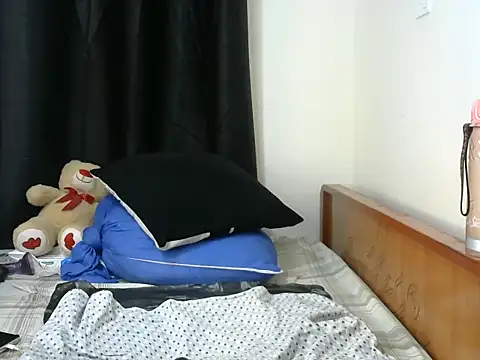 ebony shilly3 online show from January 26, 2025, 9:18 pm