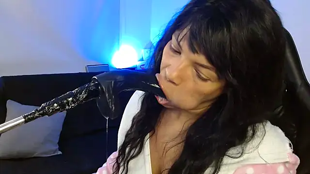 Anabel693 online show from February 4, 2025, 2:21 pm