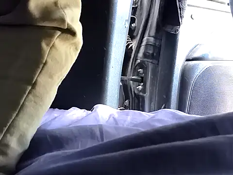 Snapshot of FloppyPickle4u chatting on February 18, 2026, 12:17 am FloppyPickle4u online show from February 18, 2026, 12:17 am