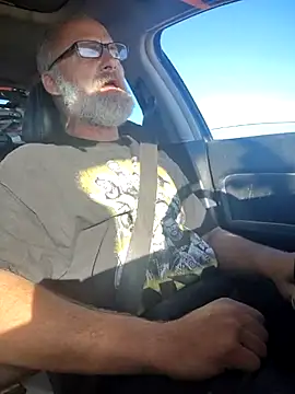 Snapshot of FloppyPickle4u chatting on March 4, 2026, 4:02 pm FloppyPickle4u online show from March 4, 2026, 4:02 pm