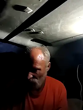 Snapshot of FloppyPickle4u chatting on March 14, 2026, 12:32 pm FloppyPickle4u online show from March 14, 2026, 12:32 pm