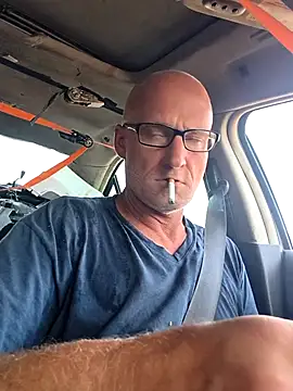 Snapshot of FloppyPickle4u chatting on March 15, 2026, 9:43 pm FloppyPickle4u online show from March 15, 2026, 9:43 pm