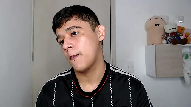 kaiine190 online show from February 6, 2026, 9:45 am