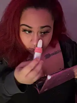 Snapshot of Juicyjordie chatting on January 5, 2025, 5:20 am Juicyjordie online show from January 5, 2025, 5:20 am