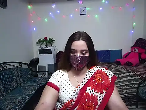 Arushisingh8888 online show from December 9, 2024, 9:39 am