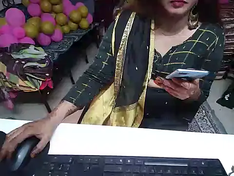 Arushisingh8888 online show from December 17, 2024, 12:00 pm