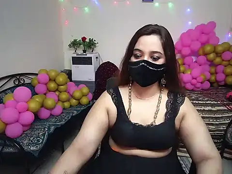 Arushisingh8888 online show from December 18, 2024, 8:42 am