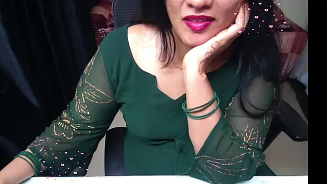 Arushisingh8888 online show from June 27, 2026, 1:06 pm