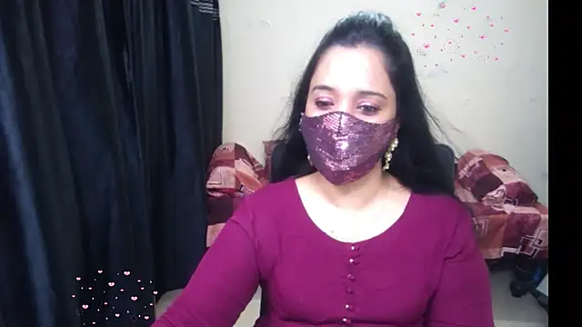 Arushisingh8888 online show from July 16, 2026, 1:50 pm