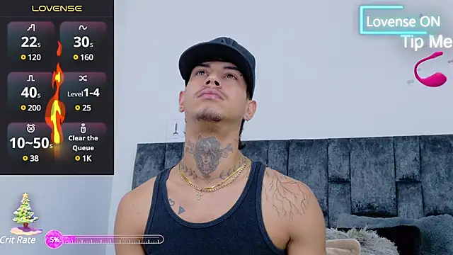 JAYCOB00 online show from December 15, 2024, 1:11 pm