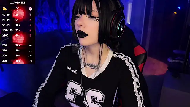 Eva-miller1 online show from October 23, 2025, 11:09 am