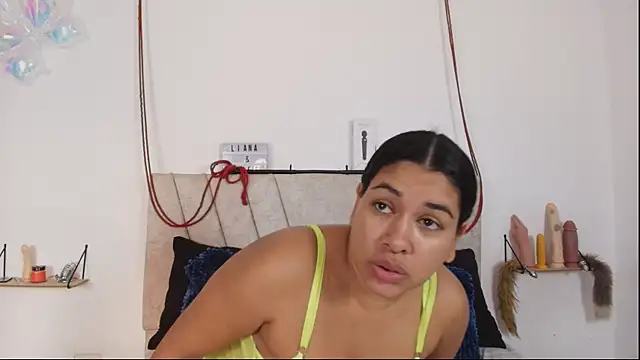 Liana Asaff online show from April 29, 2026, 7:09 pm