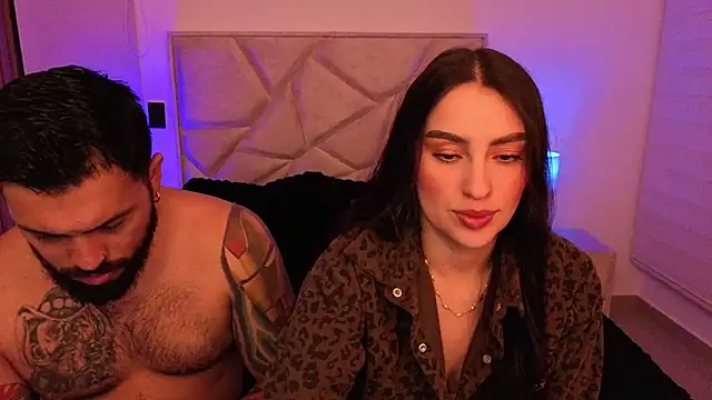 Snapshot of teseo_and_afroditha_ chatting on April 9, 2026, 4:12 am teseo and afroditha online show from April 9, 2026, 4:12 am