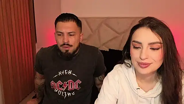 Snapshot of teseo_and_afroditha_ chatting on April 16, 2026, 3:51 am teseo and afroditha online show from April 16, 2026, 3:51 am