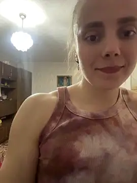 AlisaKissss online show from June 15, 2026, 6:21 pm