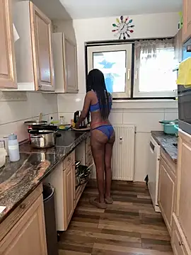 Shantel-Olivia online show from June 15, 2026, 6:59 am