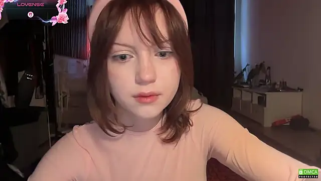 electric babe online show from March 3, 2026, 2:45 pm