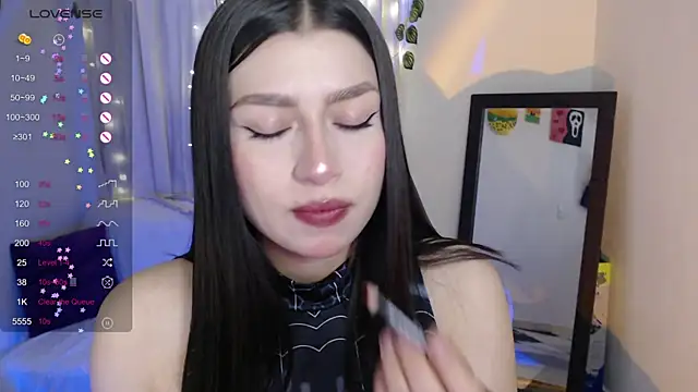 mily thomson b  online show from April 29, 2026, 2:26 am
