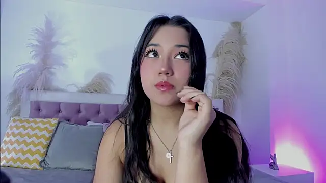 Emelyy Carter online show from February 13, 2025, 7:42 pm