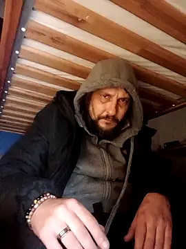 casanuevo online show from November 19, 2025, 5:13 pm