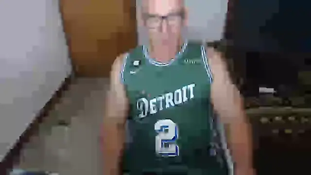 Snapshot of jefmuscle chatting on July 20, 2026, 4:09 pm jefmuscle online show from July 20, 2026, 4:09 pm