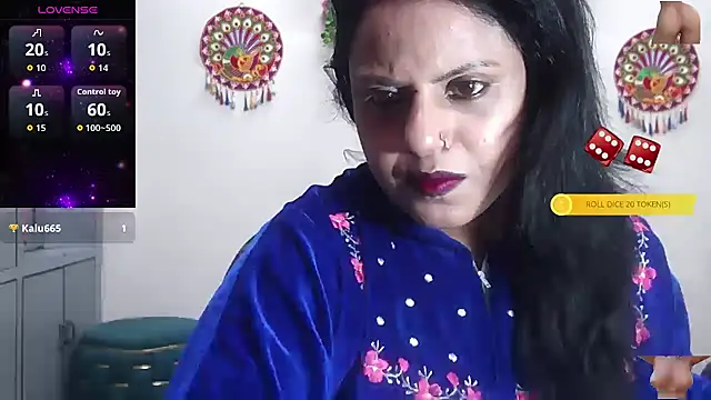 Sexy komolika online show from November 14, 2025, 1:54 pm