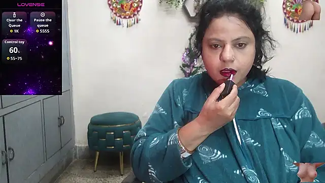 Sexy komolika online show from January 13, 2026, 2:06 am