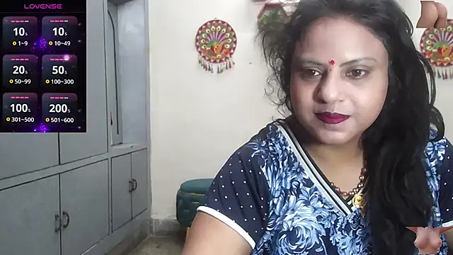 Snapshot of Sexy_komolika chatting on April 16, 2026, 1:50 am Sexy komolika online show from April 16, 2026, 1:50 am