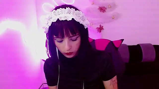 Kind Scarlett online show from December 13, 2024, 2:43 am