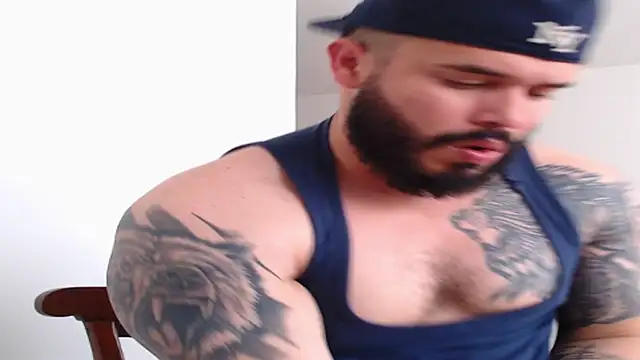 alexandergranda71 online show from December 27, 2024, 4:54 pm