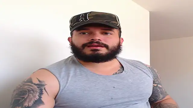 alexandergranda71 online show from January 15, 2025, 5:05 pm