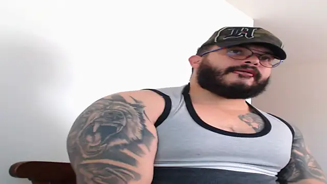 alexandergranda71 online show from January 16, 2025, 4:39 pm