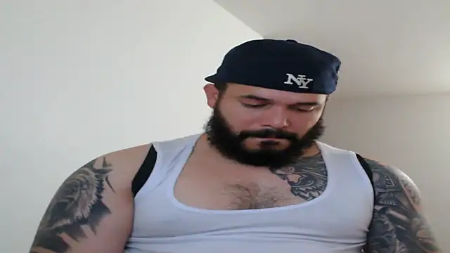 alexandergranda71 online show from January 23, 2025, 4:48 pm