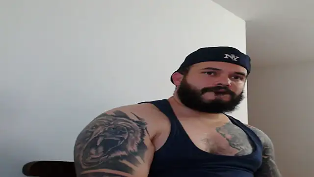 alexandergranda71 online show from January 24, 2025, 10:08 pm