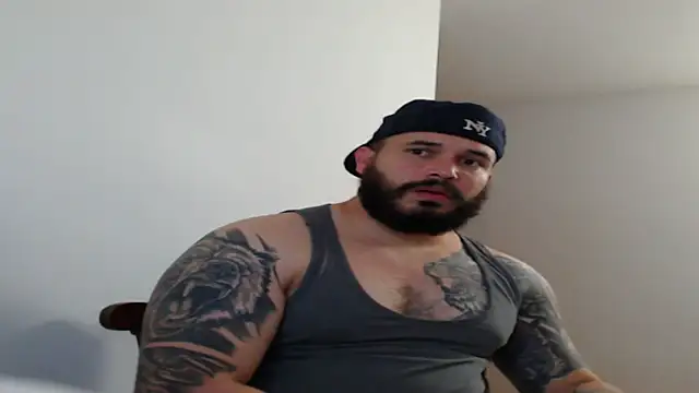 alexandergranda71 online show from February 18, 2025, 12:04 am