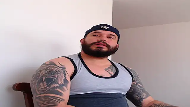 alexandergranda71 online show from February 19, 2025, 3:27 pm