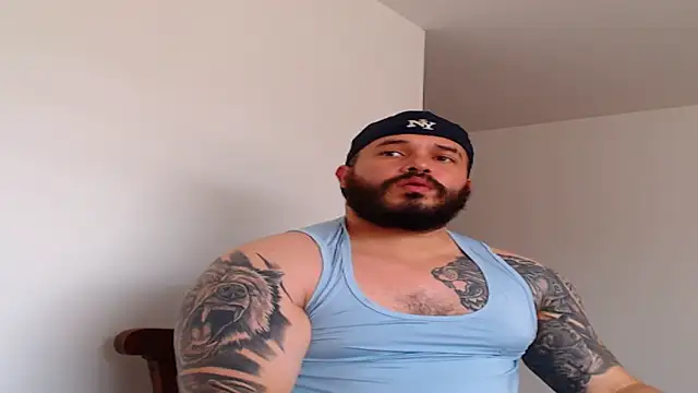 alexandergranda71 online show from February 21, 2025, 3:32 pm