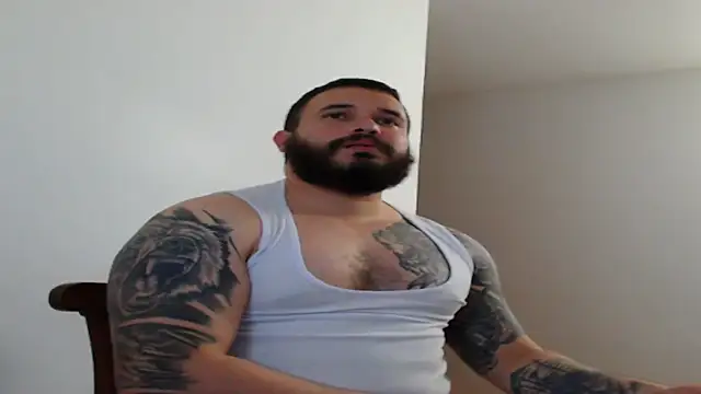 alexandergranda71 online show from February 26, 2025, 11:37 pm