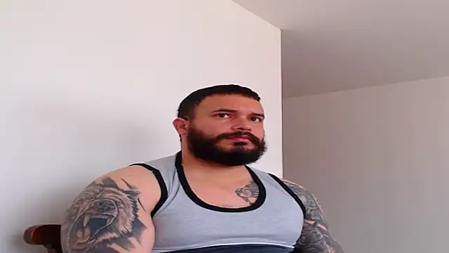 alexandergranda71 online show from February 27, 2025, 4:32 pm