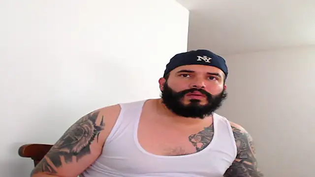 alexandergranda71 online show from March 4, 2025, 6:18 pm