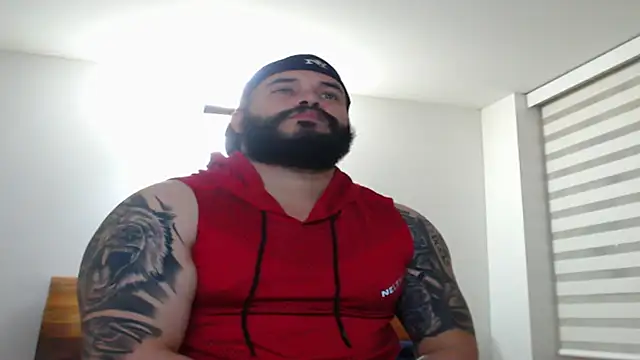 alexandergranda71 online show from March 14, 2025, 11:43 pm