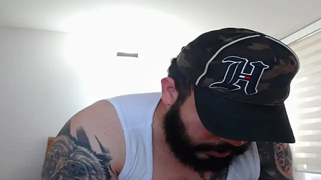 alexandergranda71 online show from March 19, 2025, 4:02 pm