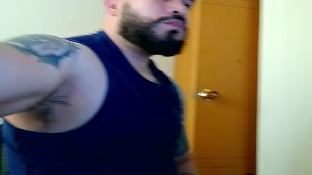 alexandergranda71 online show from October 11, 2025, 2:04 pm