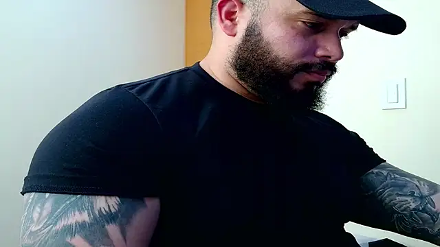 alexandergranda71 online show from October 18, 2025, 8:09 pm